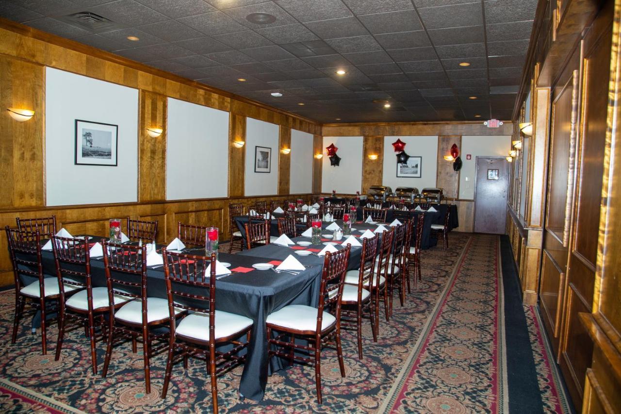 The Stables Inn & Suites Salem Exteriér fotografie